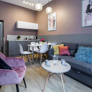https://kazimierz-friendhouse-apartments.krakowhotelspoland.com